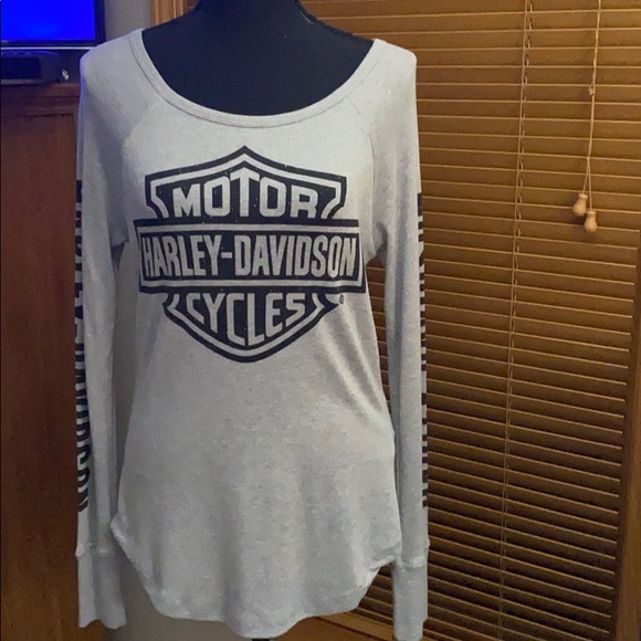 Harley-Davidson Tops - Harley Davidson long sleeve